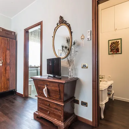 Casa Bibi Willa Cartiera Reali