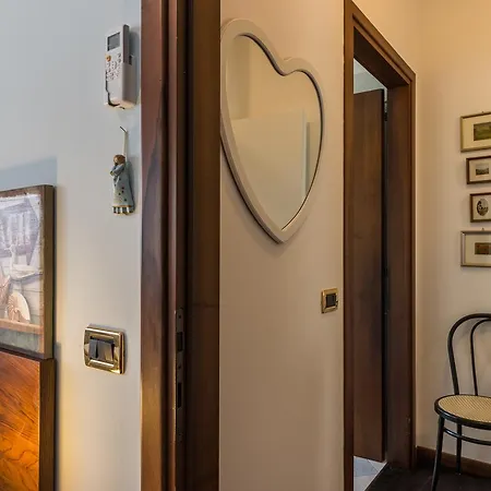 Casa Bibi * Cartiera Reali