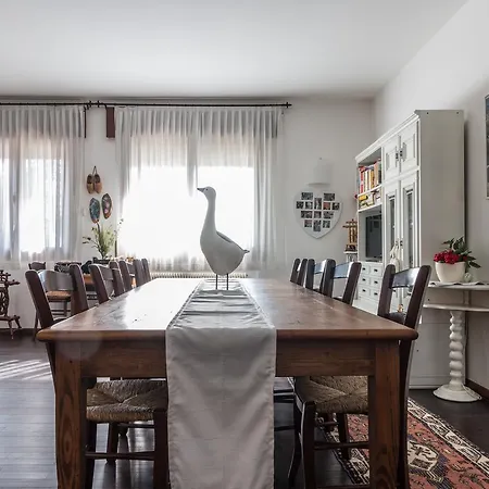 Casa Bibi * Cartiera Reali