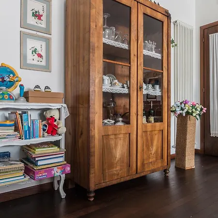 Casa Bibi Villa Cartiera Reali