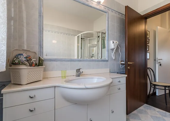 Casa Bibi Villa Cartiera Reali