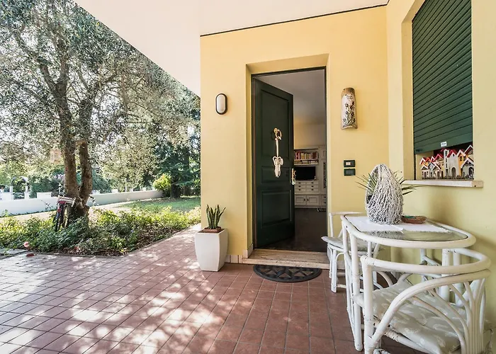 Villa Casa Bibi Cartiera Reali