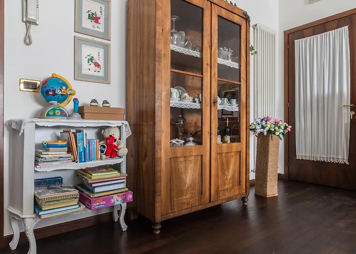 Casa Bibi Villa Cartiera Reali