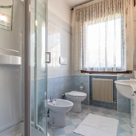 Villa Casa Bibi Cartiera Reali