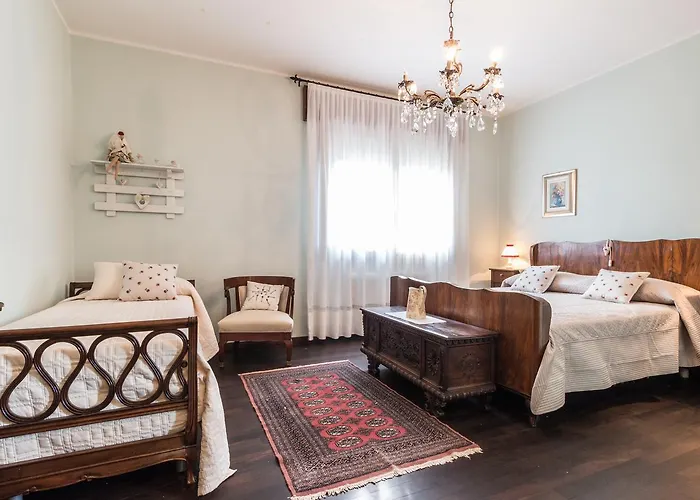 Casa Bibi Cartiera Reali